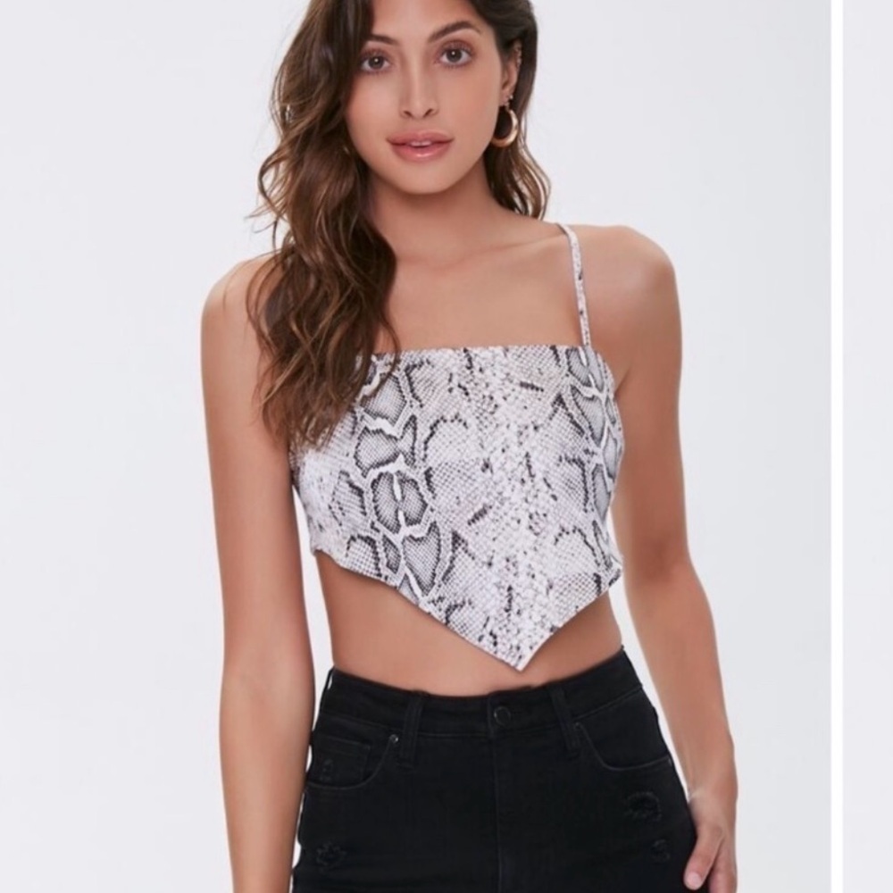 Forever 21 Snake Print Handkerchief Cami Top - White, Black - size Medium Y2K - Picture 8 of 10
